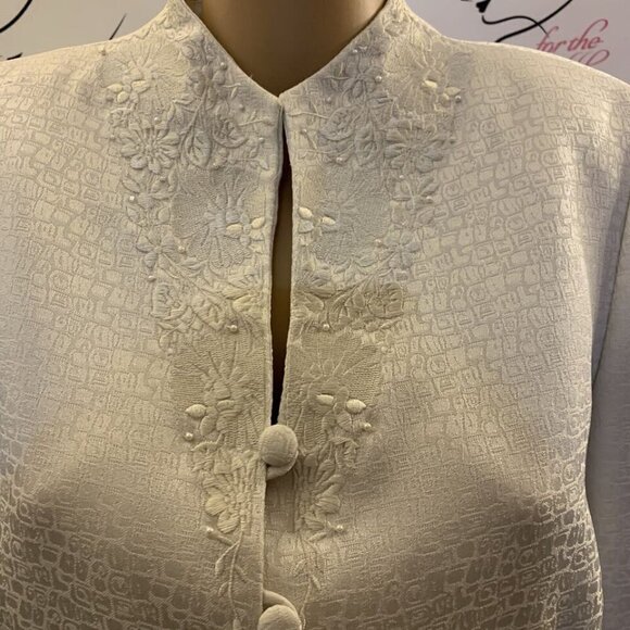 JOHN MEYER SKIRT SUIT. Size 12. Lined Beaded Embroidered Knee Length. DD. - Picture 2 of 10